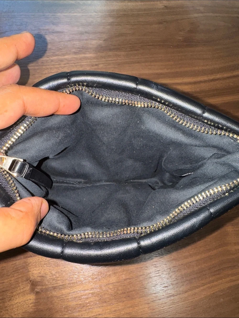 NWOT Revital Ash cosmetics case